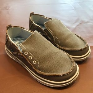 Kids Columbia slip-on shoes